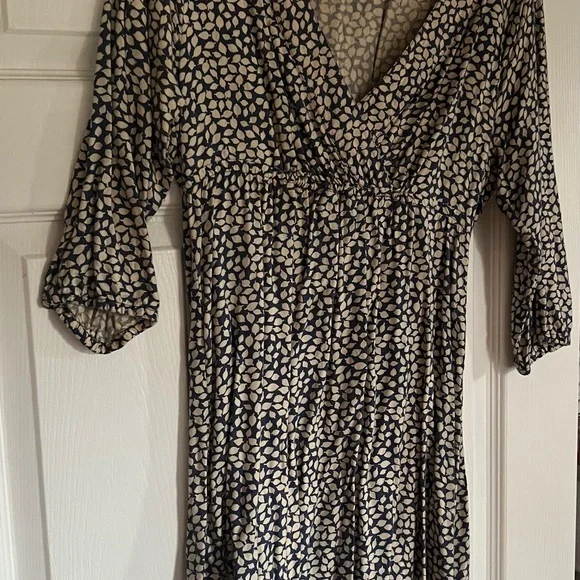 Boden Navy and White Floral Dress - Picture 7 of 11